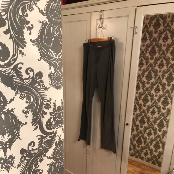 Old Navy Classic Charcoal Grey Jogger - Picture 5 of 8